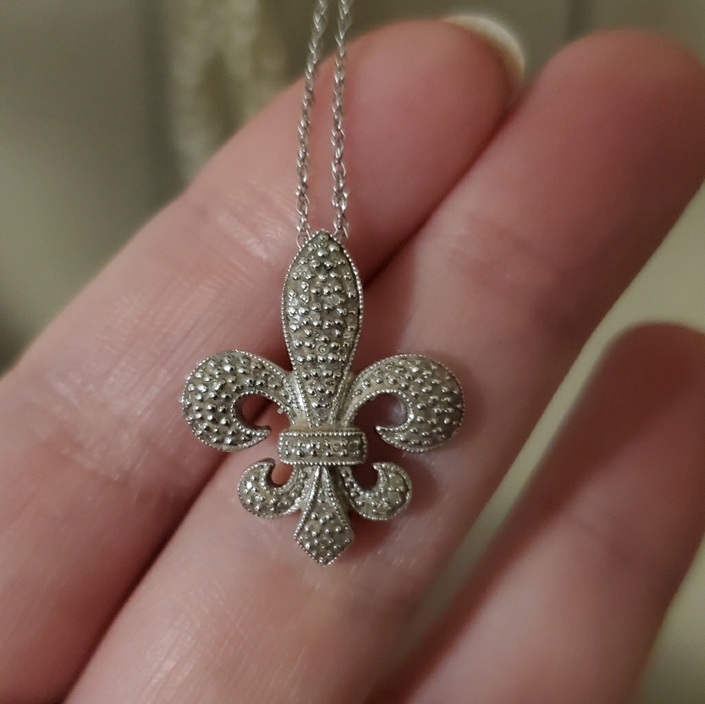 14k Diamond Fleur de Lis Necklace